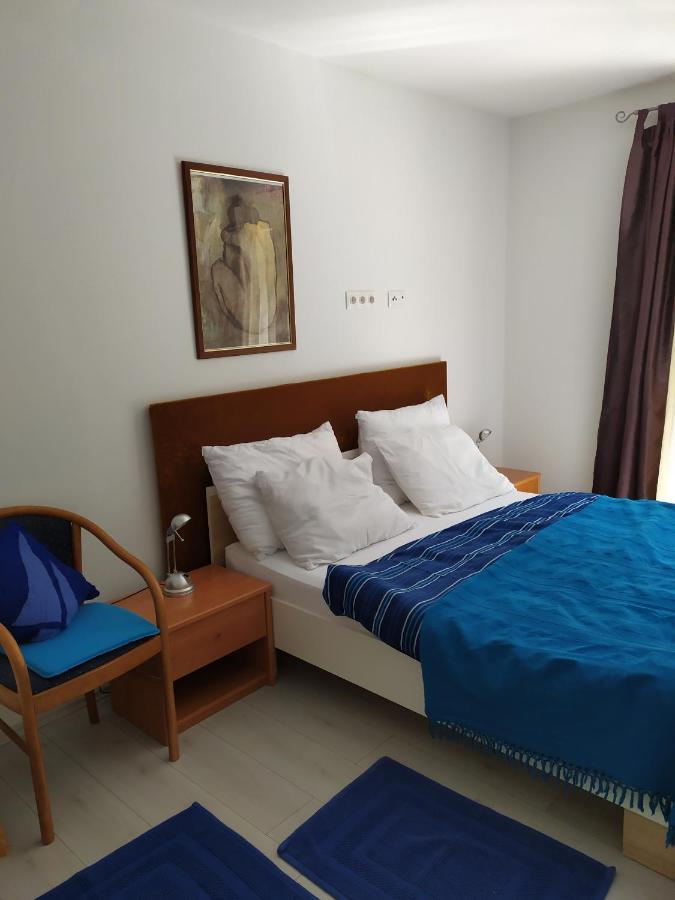 L&L Apartments โปวิเล ภายนอก รูปภาพ