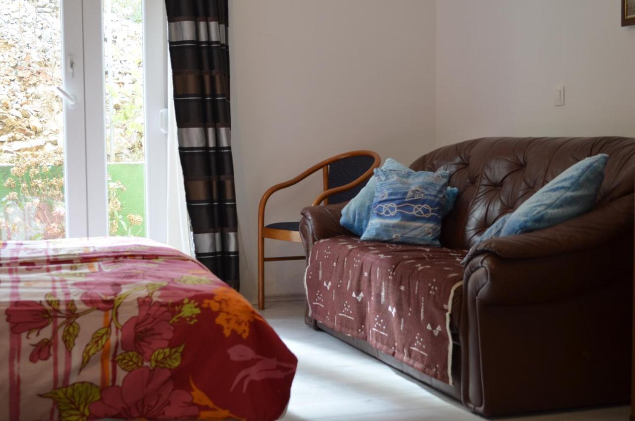 L&L Apartments โปวิเล ภายนอก รูปภาพ